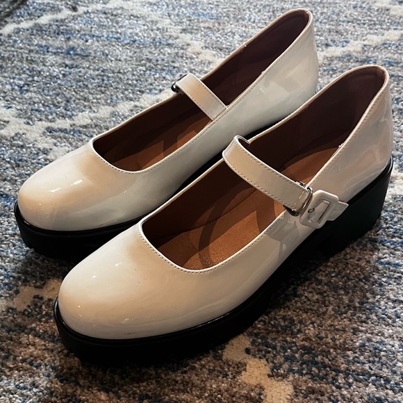 Cybling Women’s Size 10 Mary Jane Platforms - Picture 6 of 9